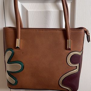 Faux Tous purse and wallet